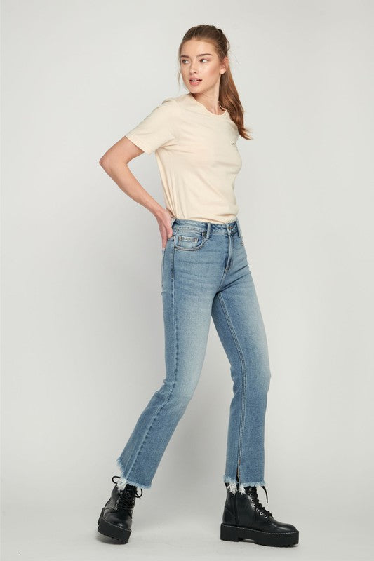 HIDDEN HAPPI MID RISE MEDIUM WASH FRAYED HEM CROP FLARE MOLLY