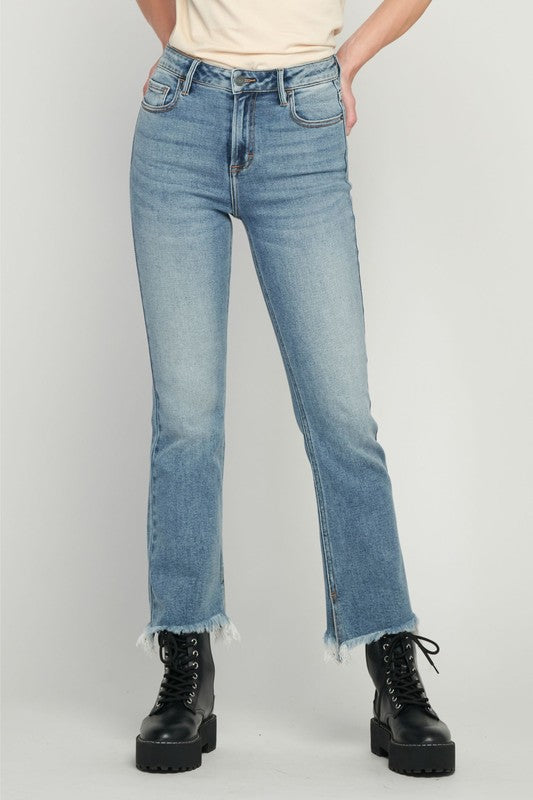 HIDDEN HAPPI MID RISE MEDIUM WASH FRAYED HEM CROP FLARE MOLLY