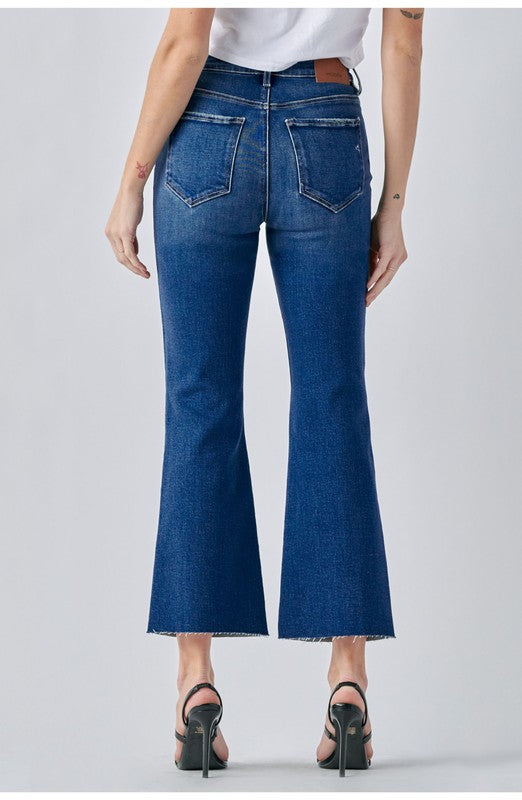 HIDDEN HAPPI MEDIUM DARK WASH CLEAN CROP FLARE AVA