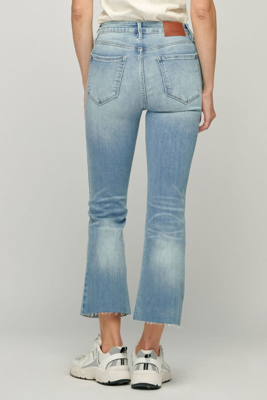 HIDDEN HAPPI LIGHT WASH CROPPED FLARE VICTORIA